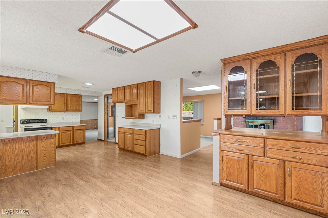 Las Vegas, Nevada 89146, United States, 3 Bedrooms Bedrooms, ,2 BathroomsBathrooms,Residential,Active,134667