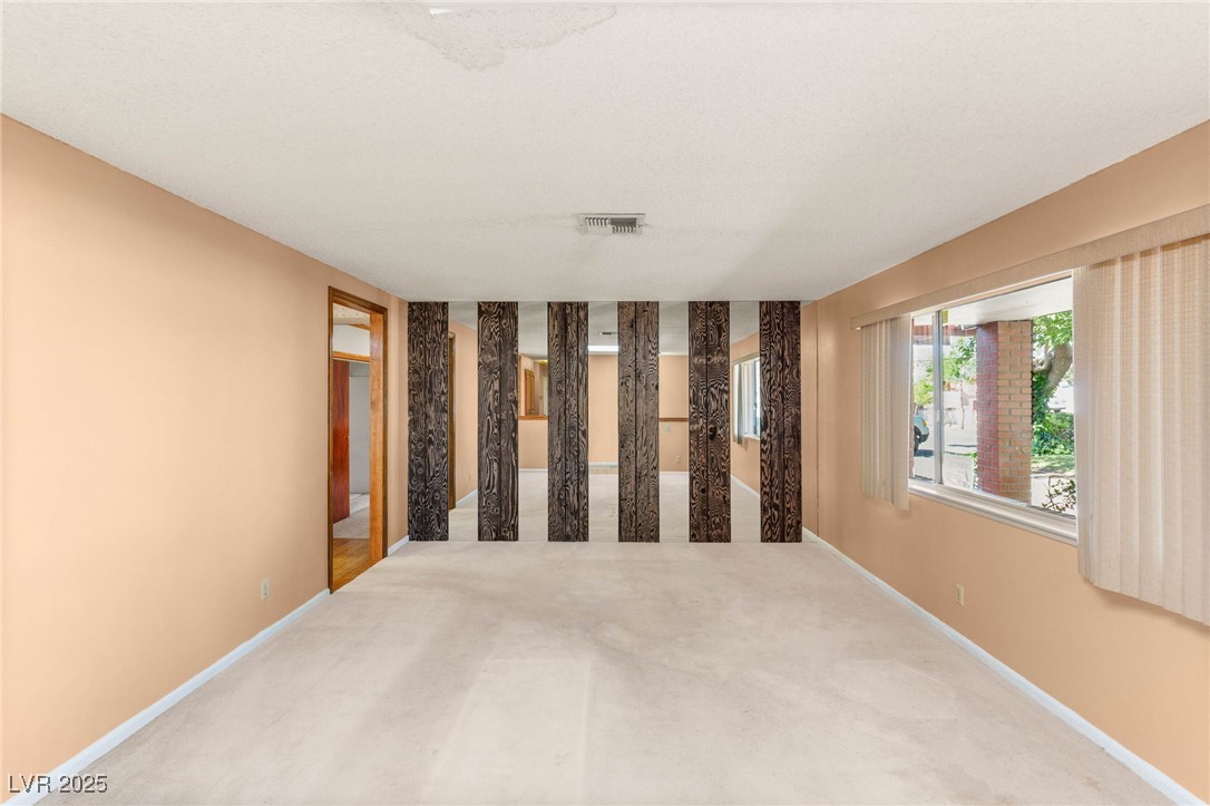 Las Vegas, Nevada 89146, United States, 3 Bedrooms Bedrooms, ,2 BathroomsBathrooms,Residential,Active,134667