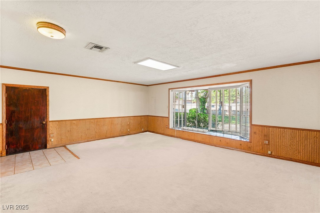 Las Vegas, Nevada 89146, United States, 3 Bedrooms Bedrooms, ,2 BathroomsBathrooms,Residential,Active,134667