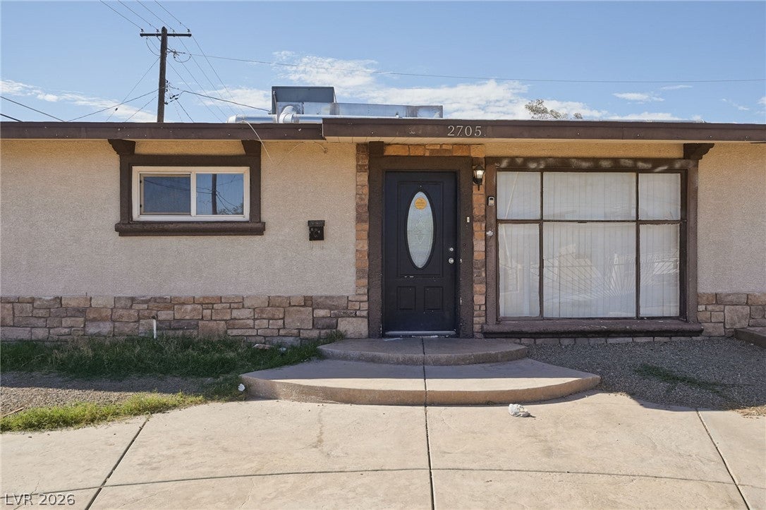 2705 Berg Street