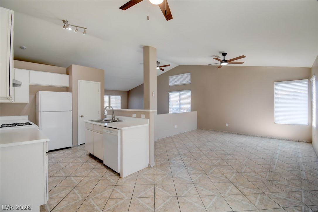 2921 Bison Mesa Avenue