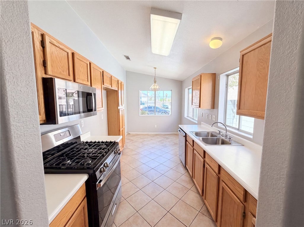 9121 Indian Breeze Drive