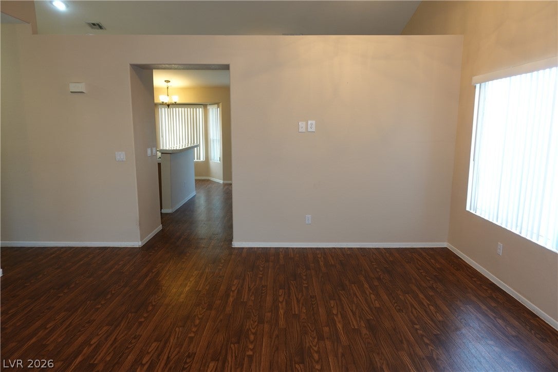 715 SECLUSION GLEN Avenue