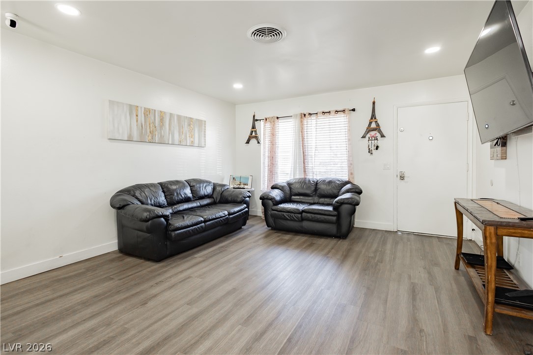 4809 Sunny Brook Avenue