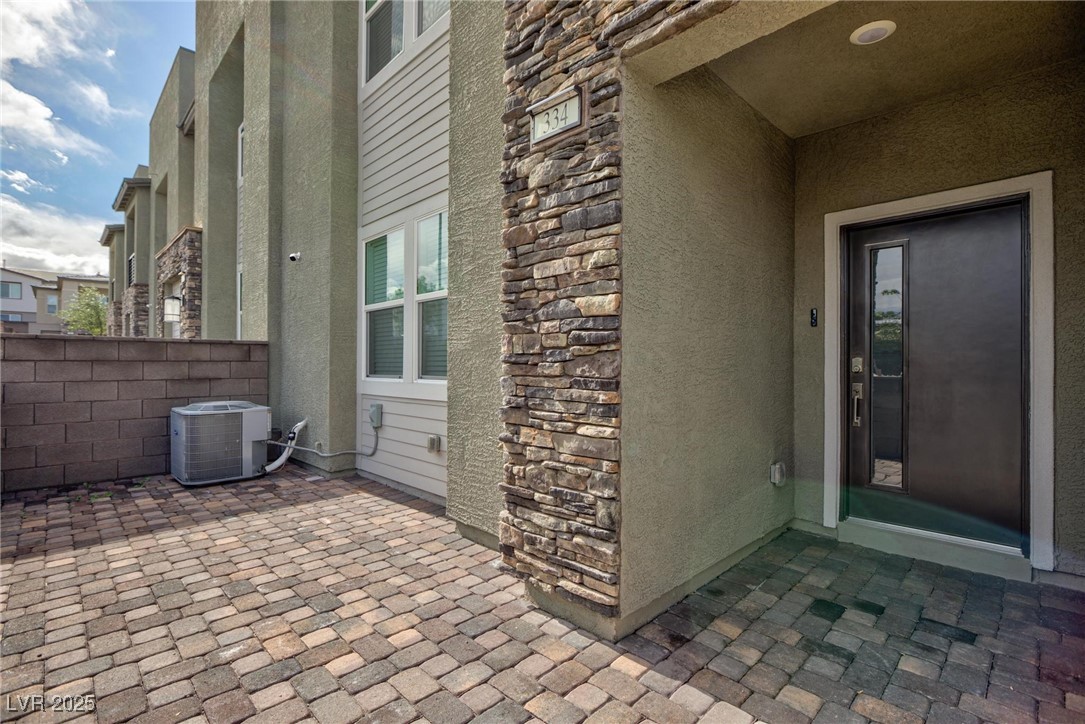 334 Laurel Peak Drive