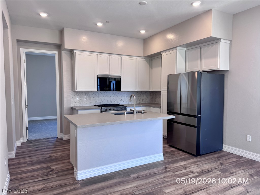 10051 Hematite Place 18