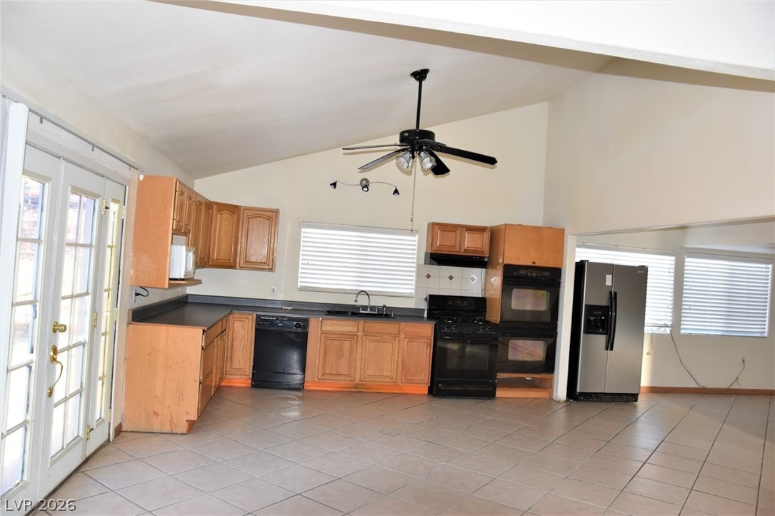 5329 Ravendale Circle