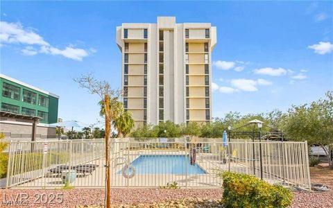 Photo of 3930 University Center Drive #402, Las Vegas, NV 89119 (MLS # 2740821)