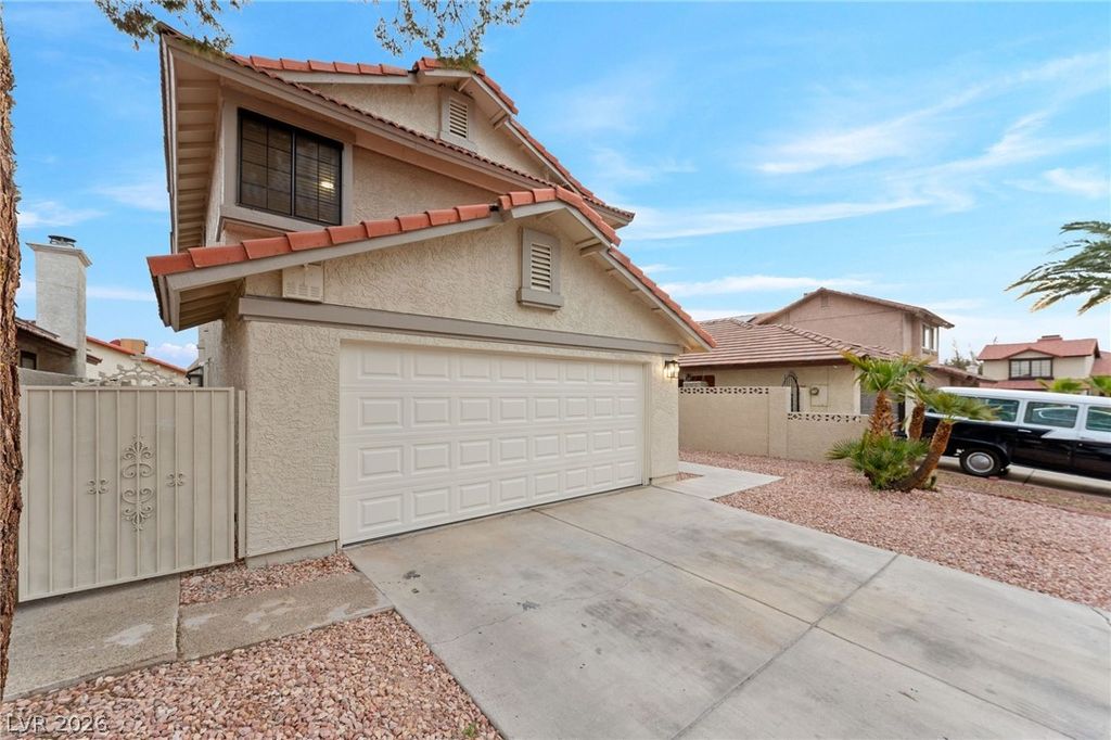 Photo of 2433 Cycad Tree Street, Las Vegas, NV 89108 (MLS # 2756137)