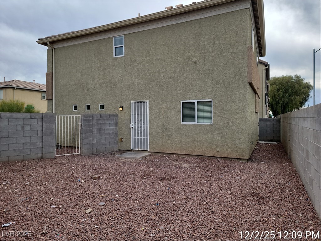 4195 Story Rock Street