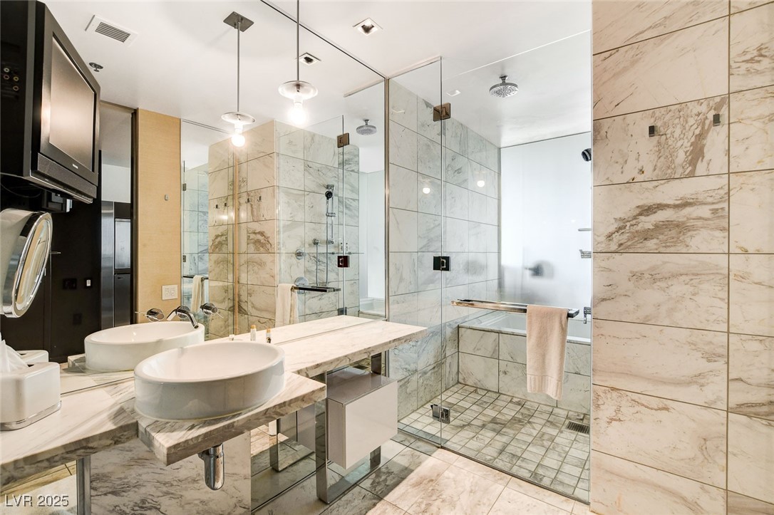 4381 W Flamingo Road 2716