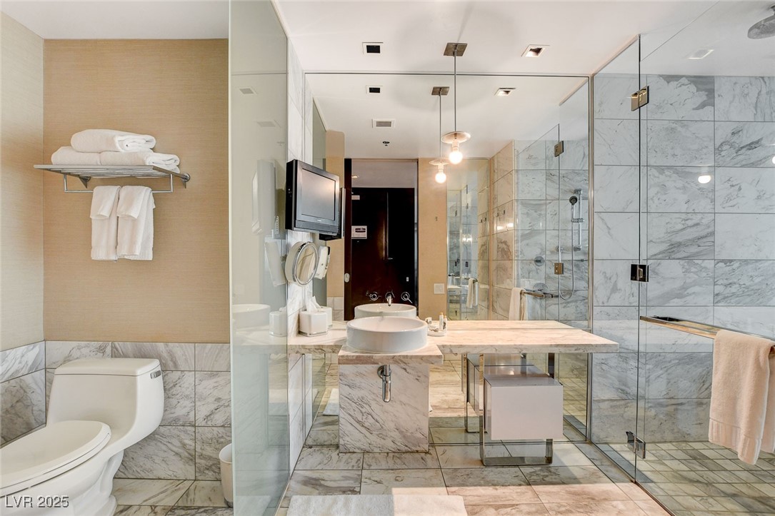 4381 W Flamingo Road 2716