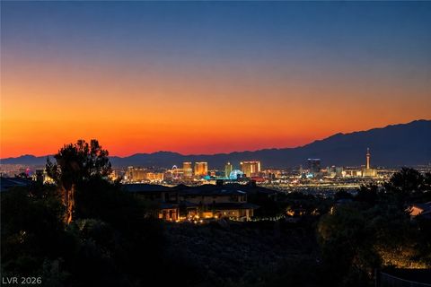 Photo of 6 Brookridge Drive, Henderson, NV 89052 (MLS # 2793377)