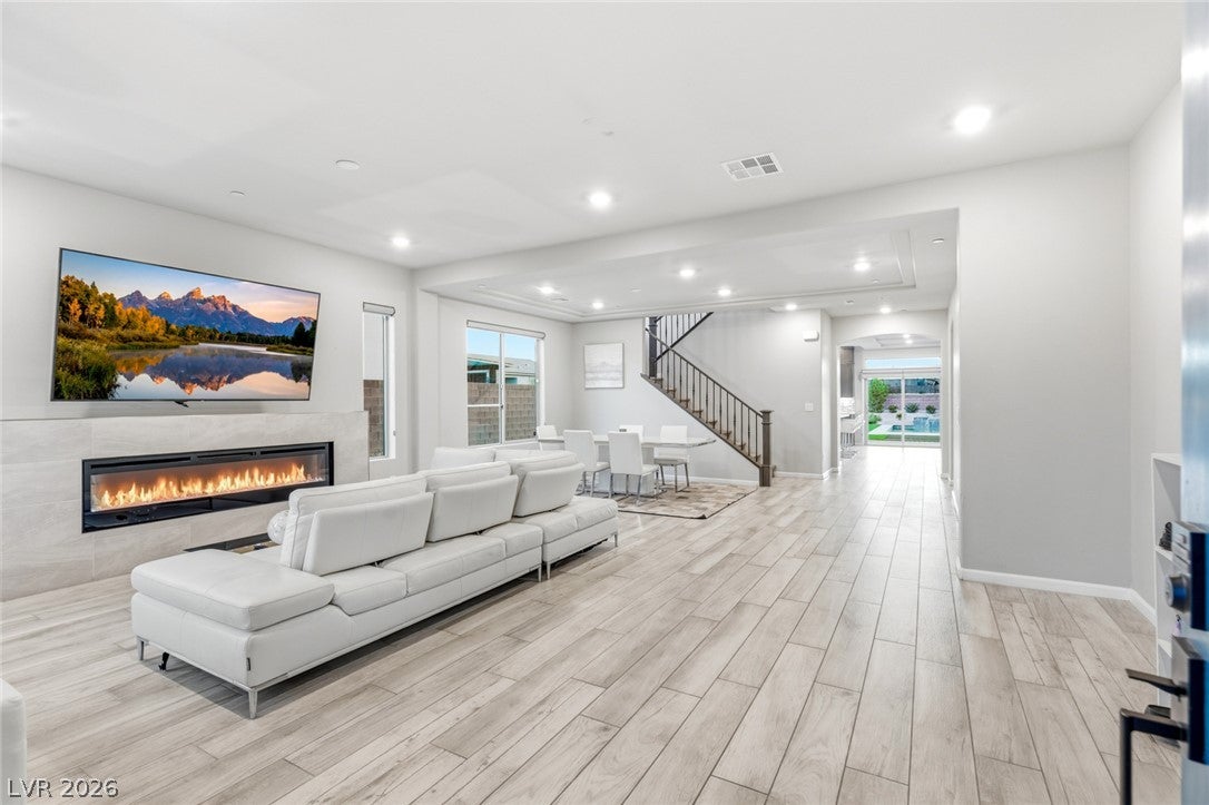 8727 Twisted Vine Lane