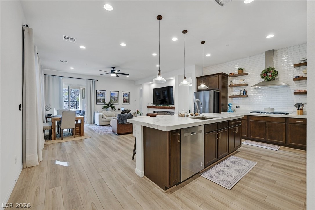 111 Ibiza Lake Drive