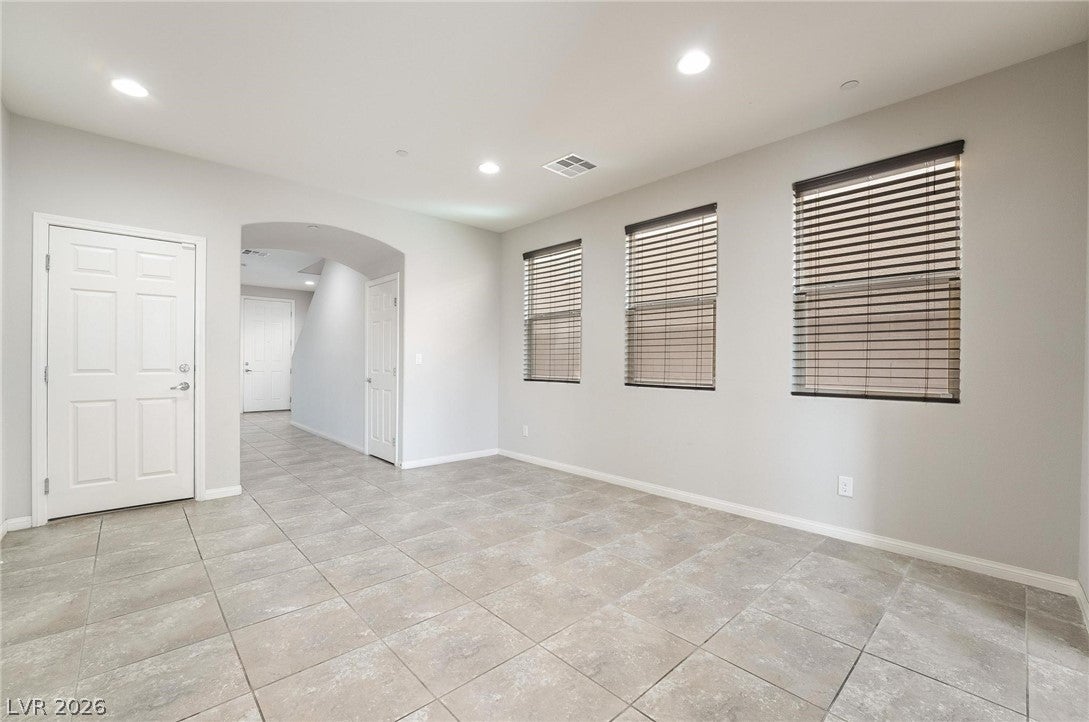 2332 Mundare Drive