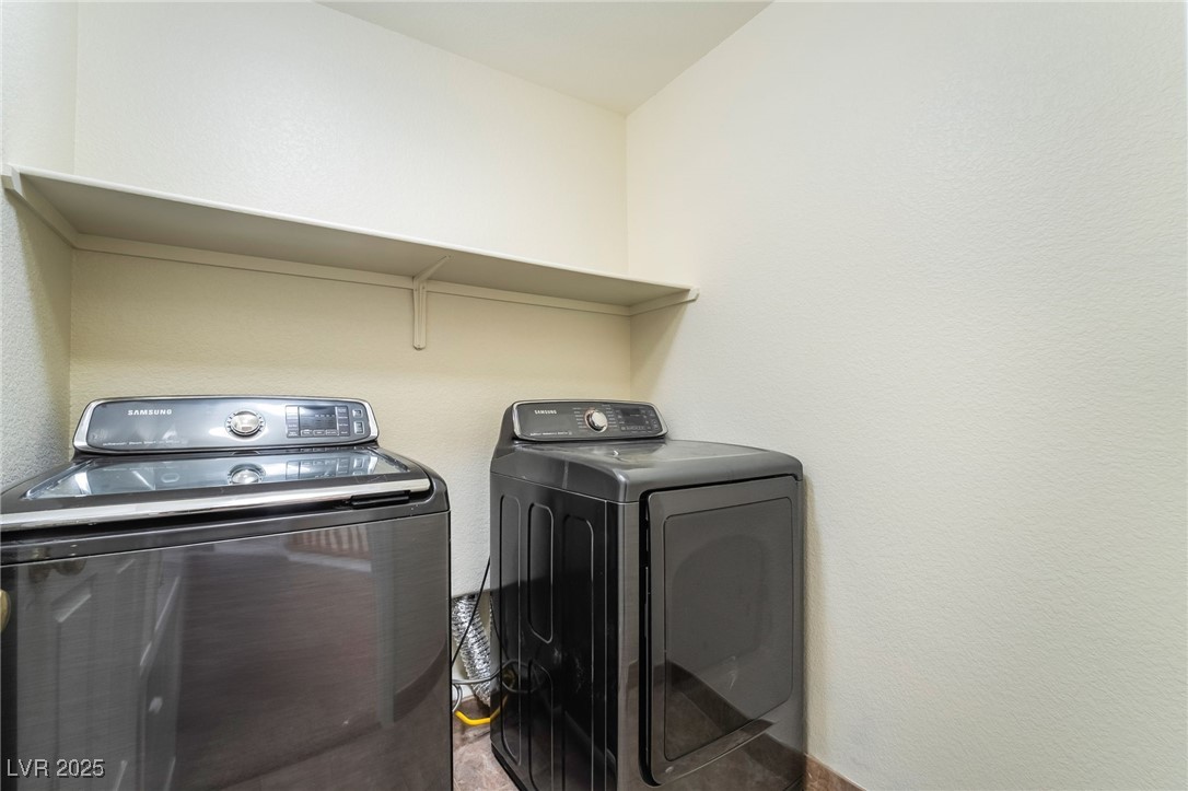 824 Bussora Rose Drive, Henderson, Nevada image 17
