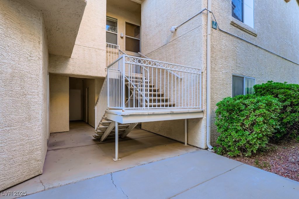 5000 Red Rock Street 165