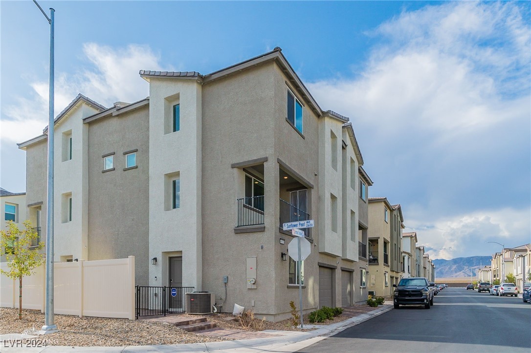 6937 Crimson Shadow Street, North Las Vegas, Nevada image 2