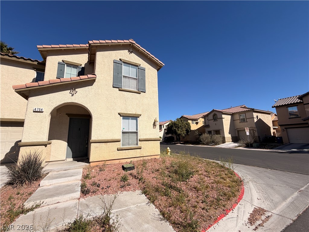 4754 Idols Eye Court