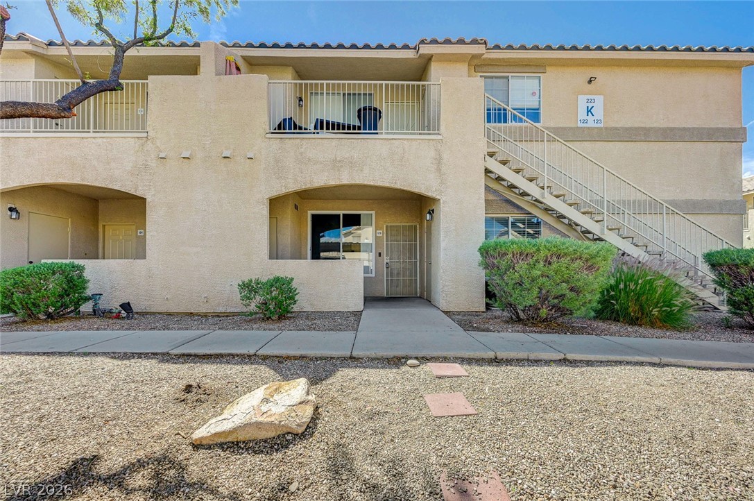 Properties 4 1401 N Michael Way 123