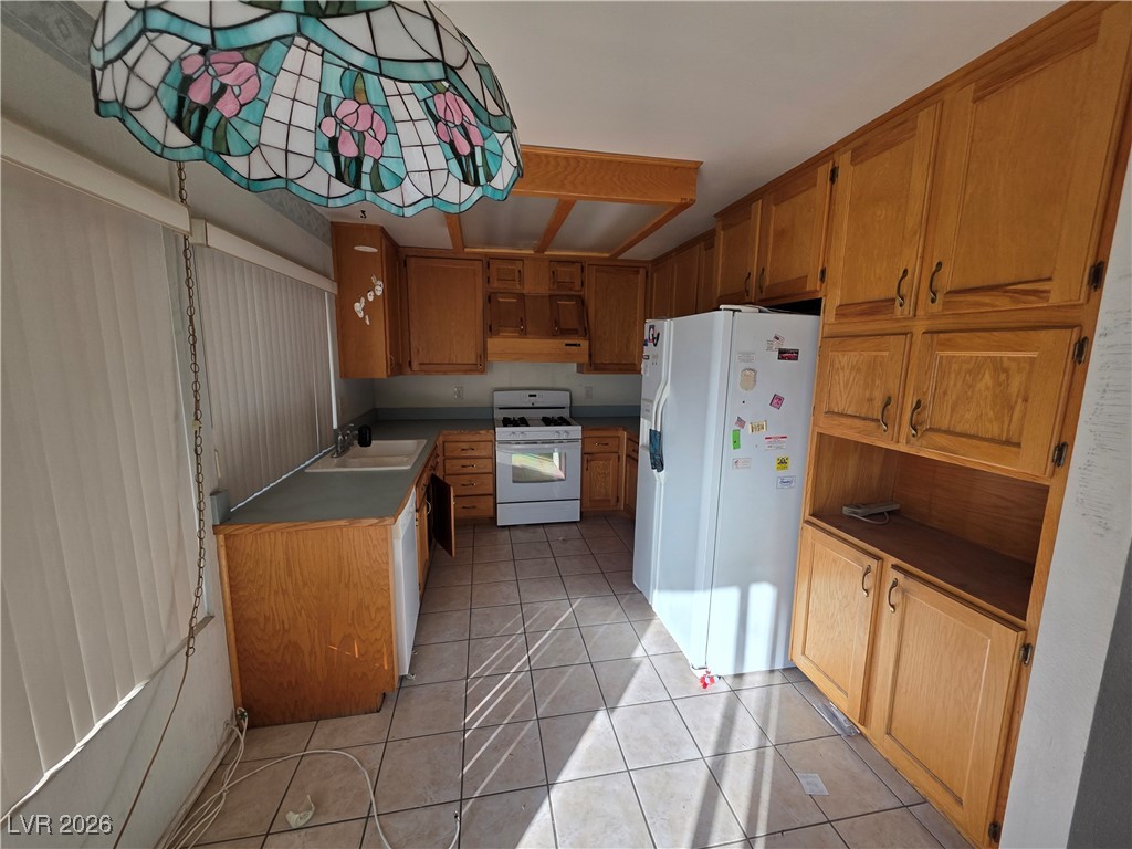 7275 Bridgeview Avenue