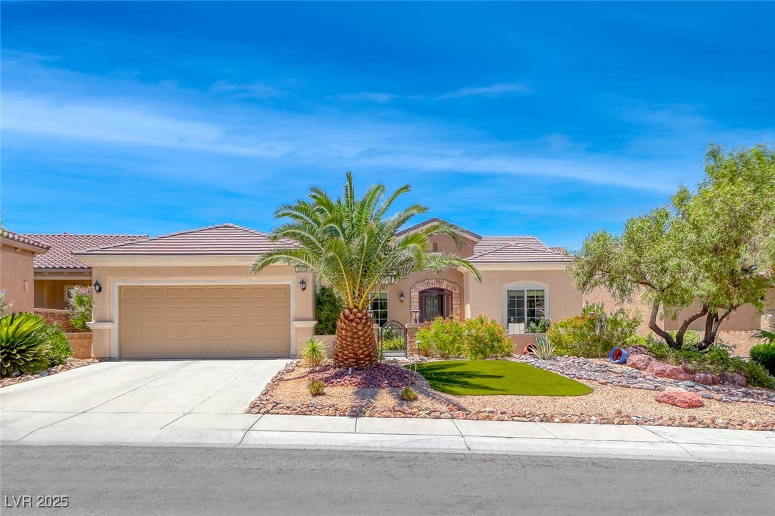 2205 Sandstone Cliffs Drive