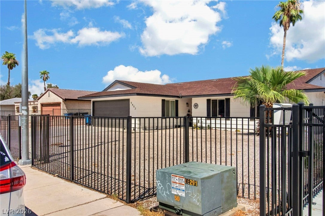 5452 Escondido Street
