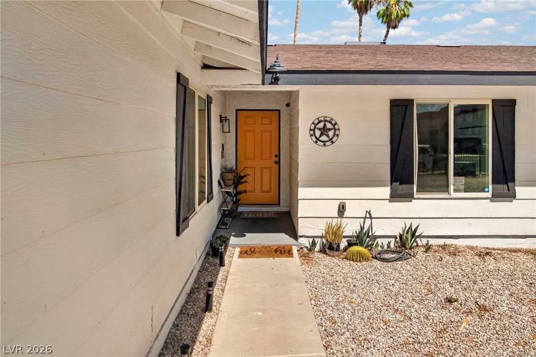 5452 Escondido Street