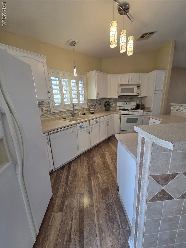 4952 Mascaro Drive
