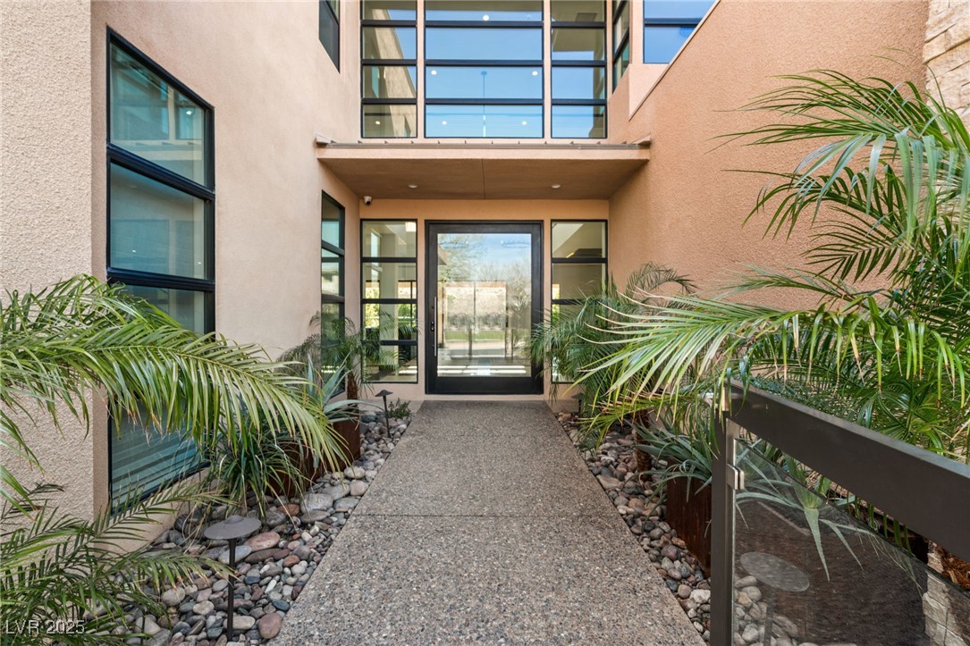 39 Coralwood Drive