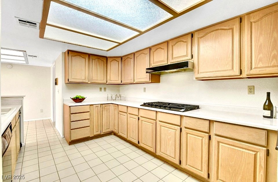 642 Cervantes Drive, Henderson, Nevada image 7