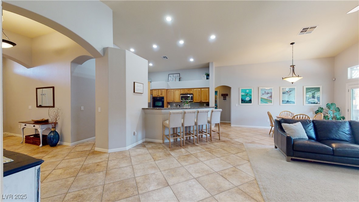 2713 Tanagrine Drive