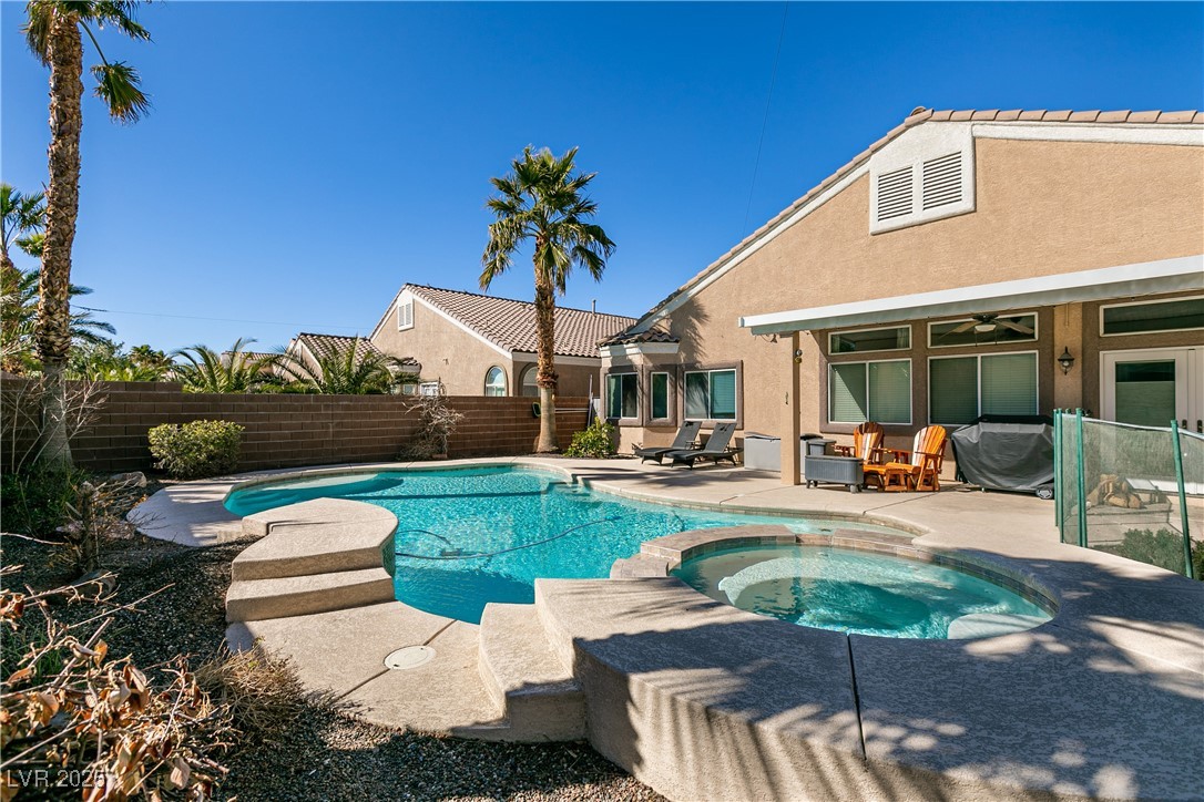2713 Tanagrine Drive