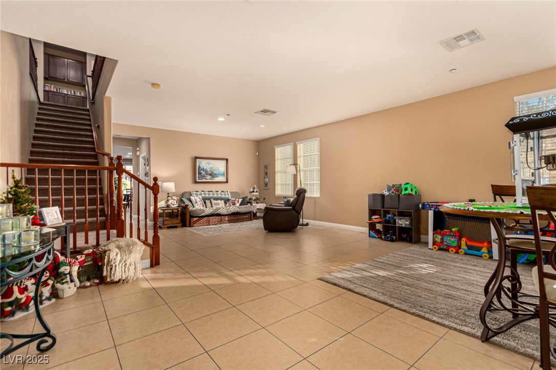 2012 Canvas Edge Drive