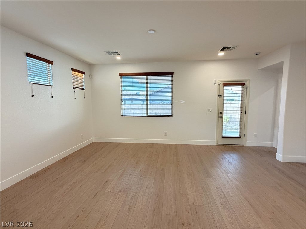 180 Flat Slate Avenue
