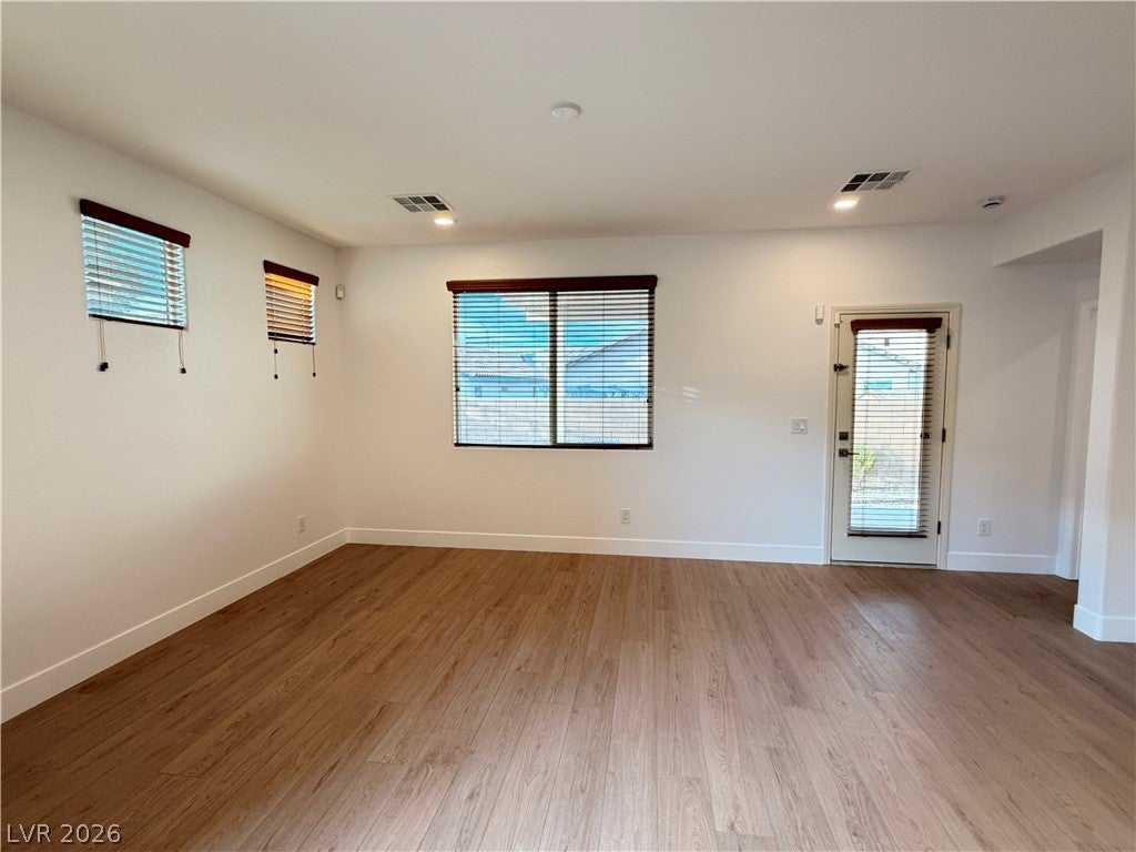 180 Flat Slate Avenue