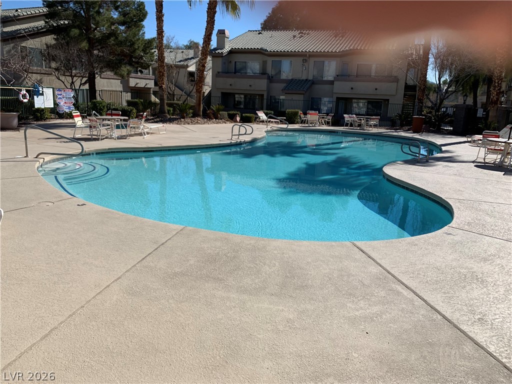 5710 E Tropicana Avenue 1115