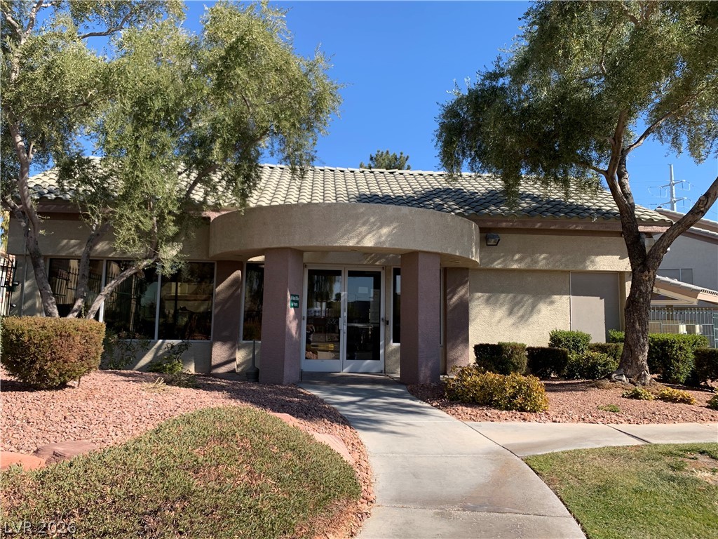 5710 E Tropicana Avenue 1115
