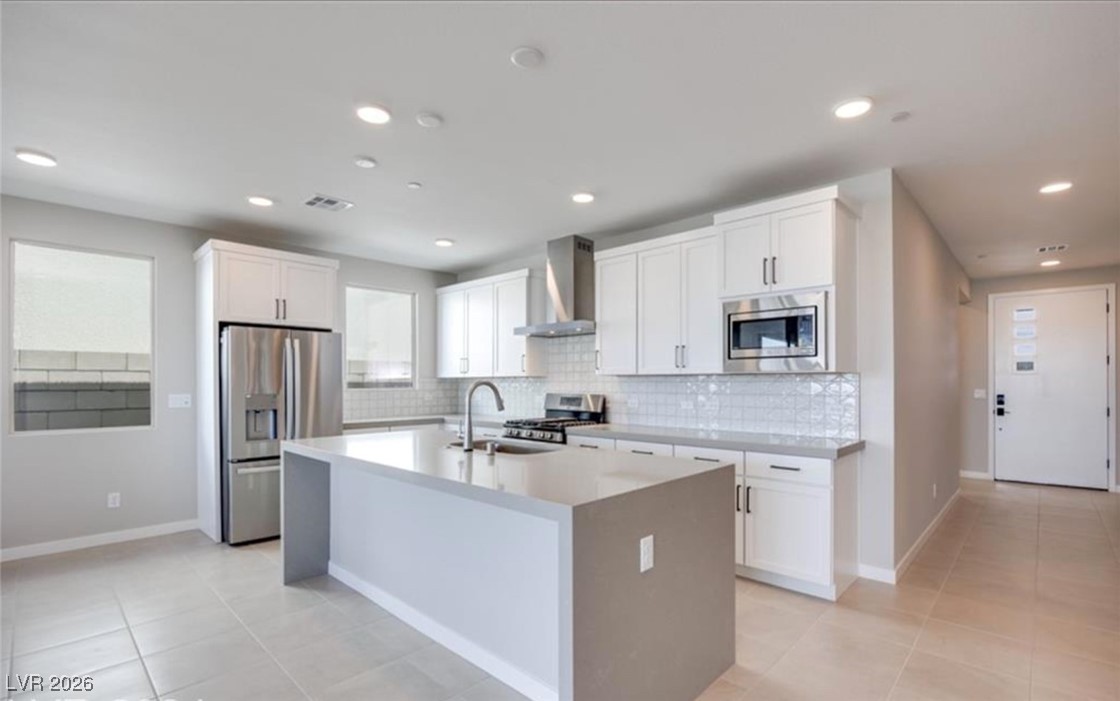 10267 Vonbulin Avenue