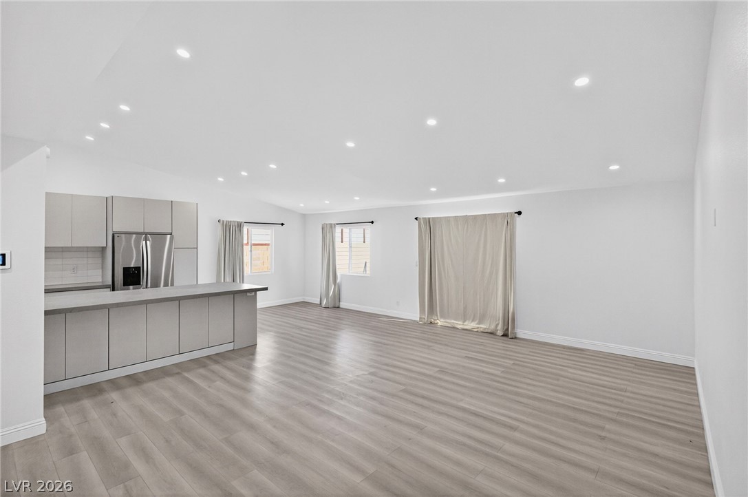 5270 Sepulveda Boulevard