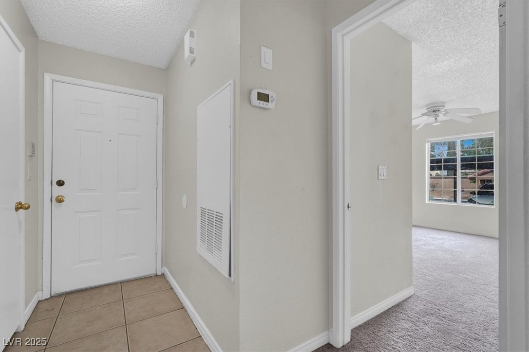 Las Vegas, Nevada 89117, United States, 2 Bedrooms Bedrooms, ,2 BathroomsBathrooms,Residential,Active,13558