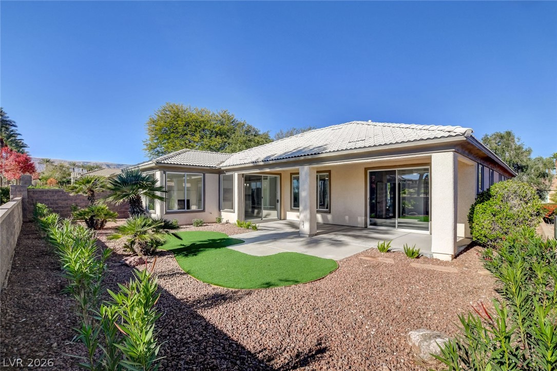 Properties 2 10623 Riva De Fiore Avenue