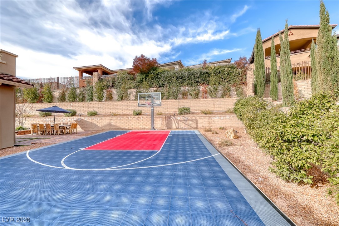 12140 Abbey Glen Court