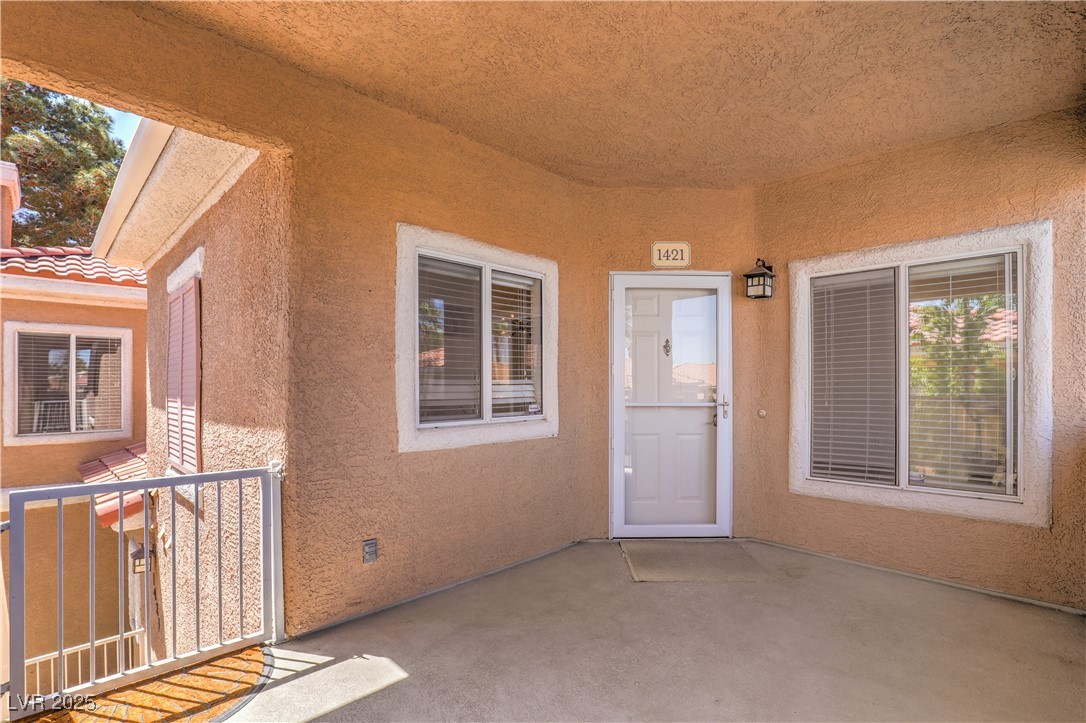 251 S Green Valley Parkway 1421
