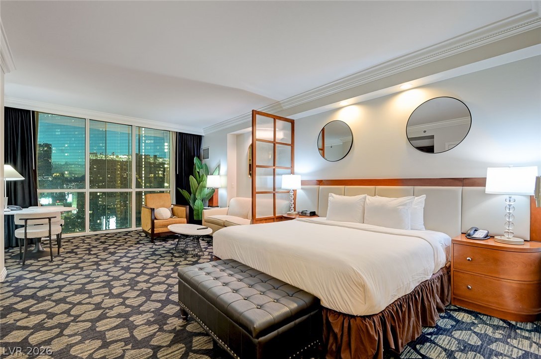 135 E Harmon Avenue 2211