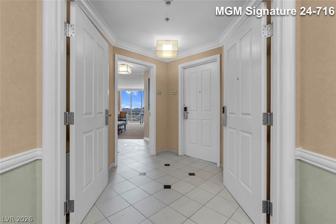 135 E Harmon Avenue 2416