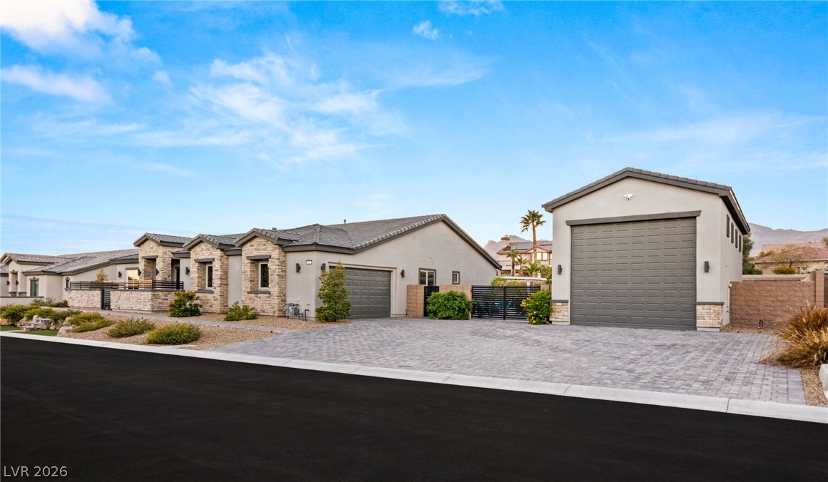 5865 Alice Landing Court