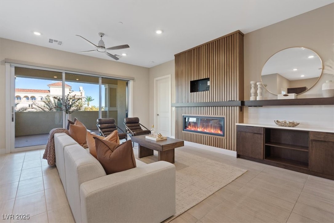 120 Los Cabos Drive 301