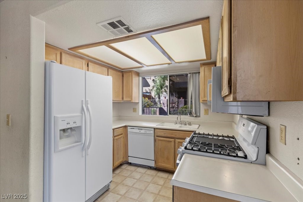 2228 Silver Pine Drive